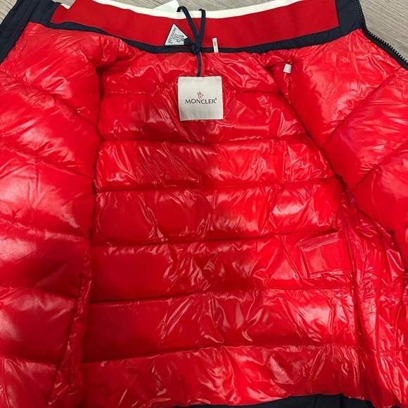 Unisex kids moncler coat NEW - Picture 6 of 8